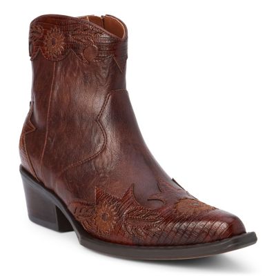 Shops belk red cowboy boots