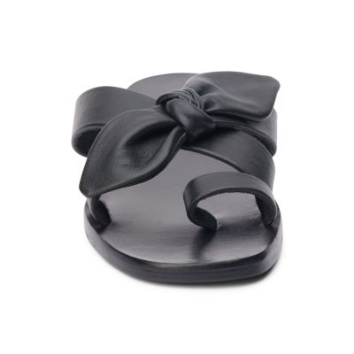 Vaughn Flat Sandal