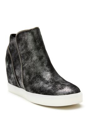 Belk wedge hot sale sneakers