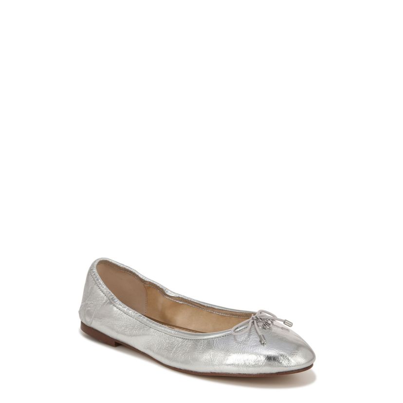 Felicia Flat