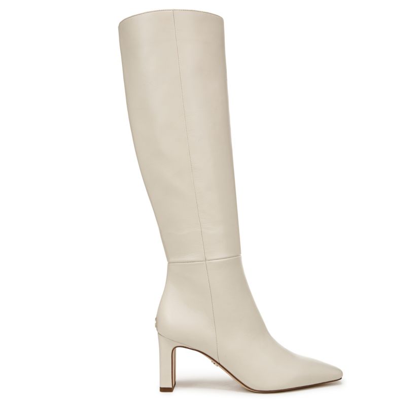 Sylvia Boot