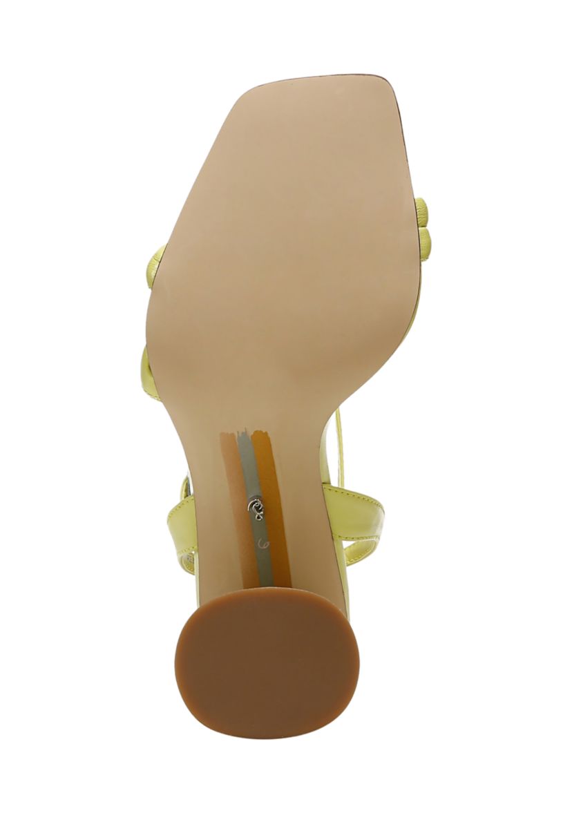 Kia Sandals
