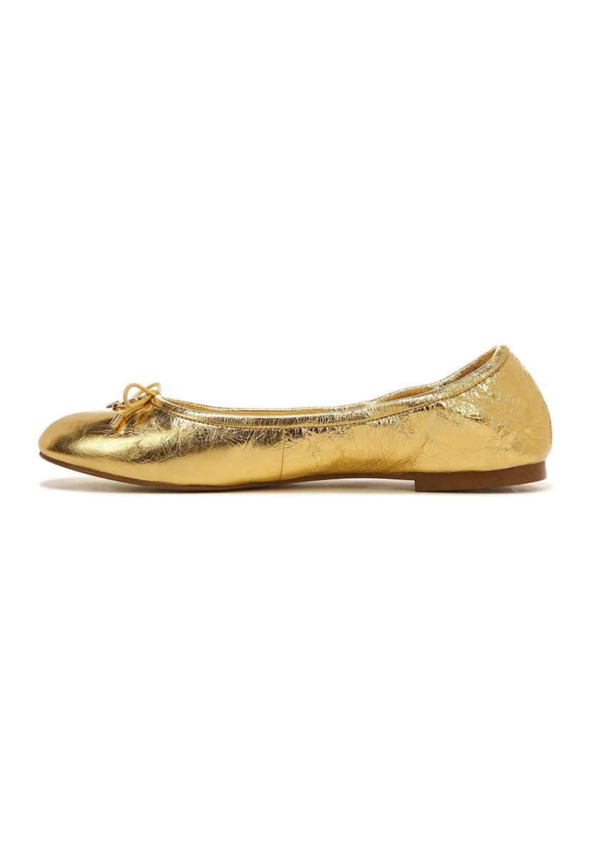 Felicia Flat