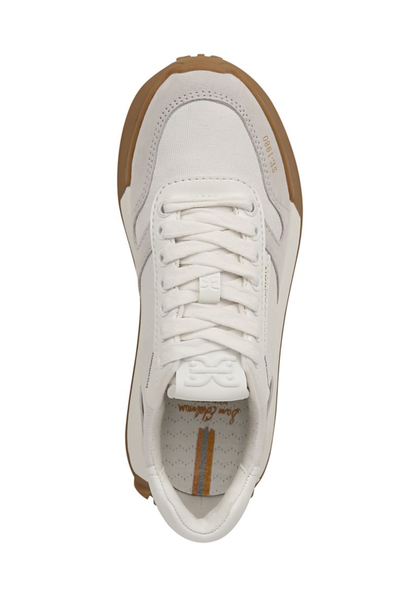 Layla Sneakers