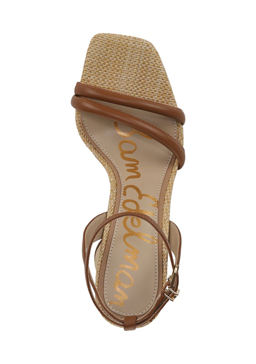 Kia Sandals