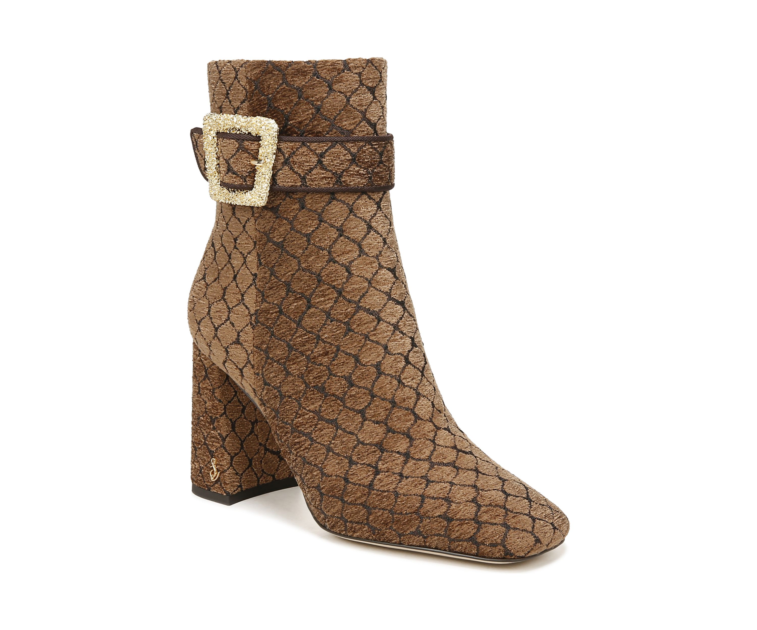 Corinne Boots