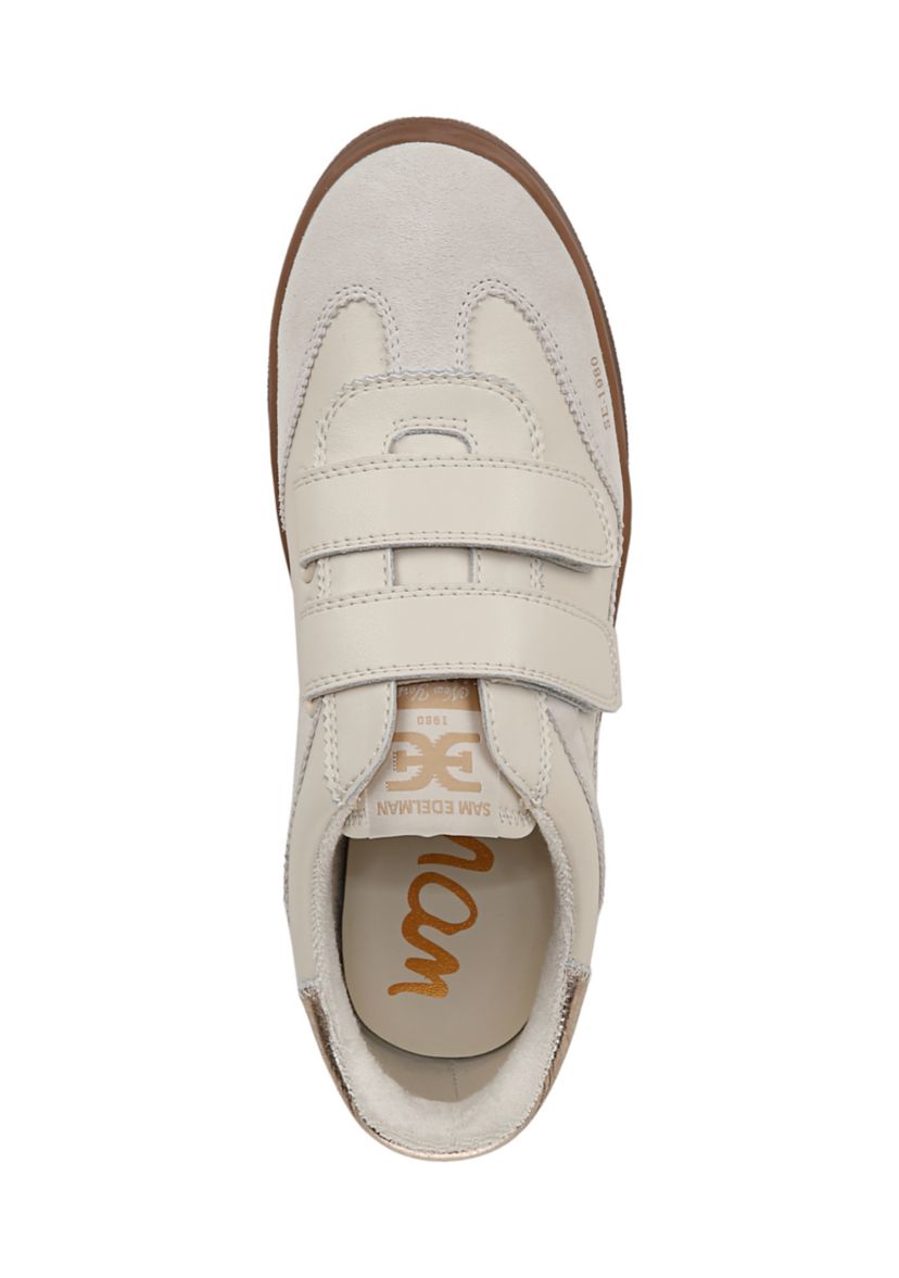 Talia Sneakers
