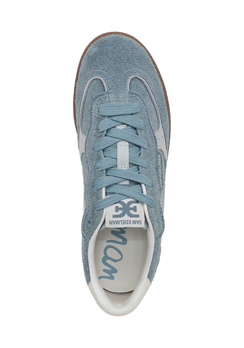 Kallen Sneakers