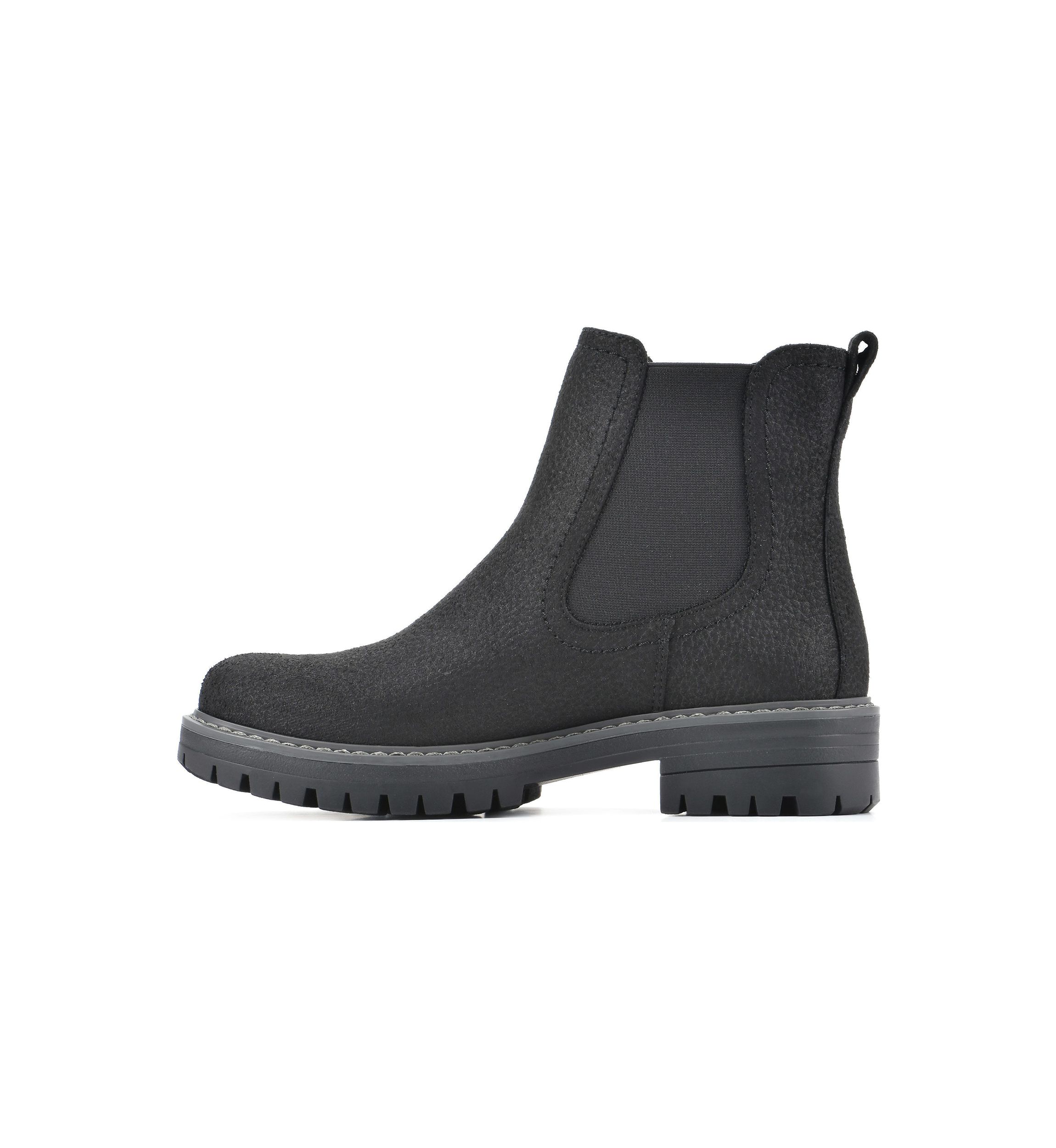 Mastery Chelsea Boots