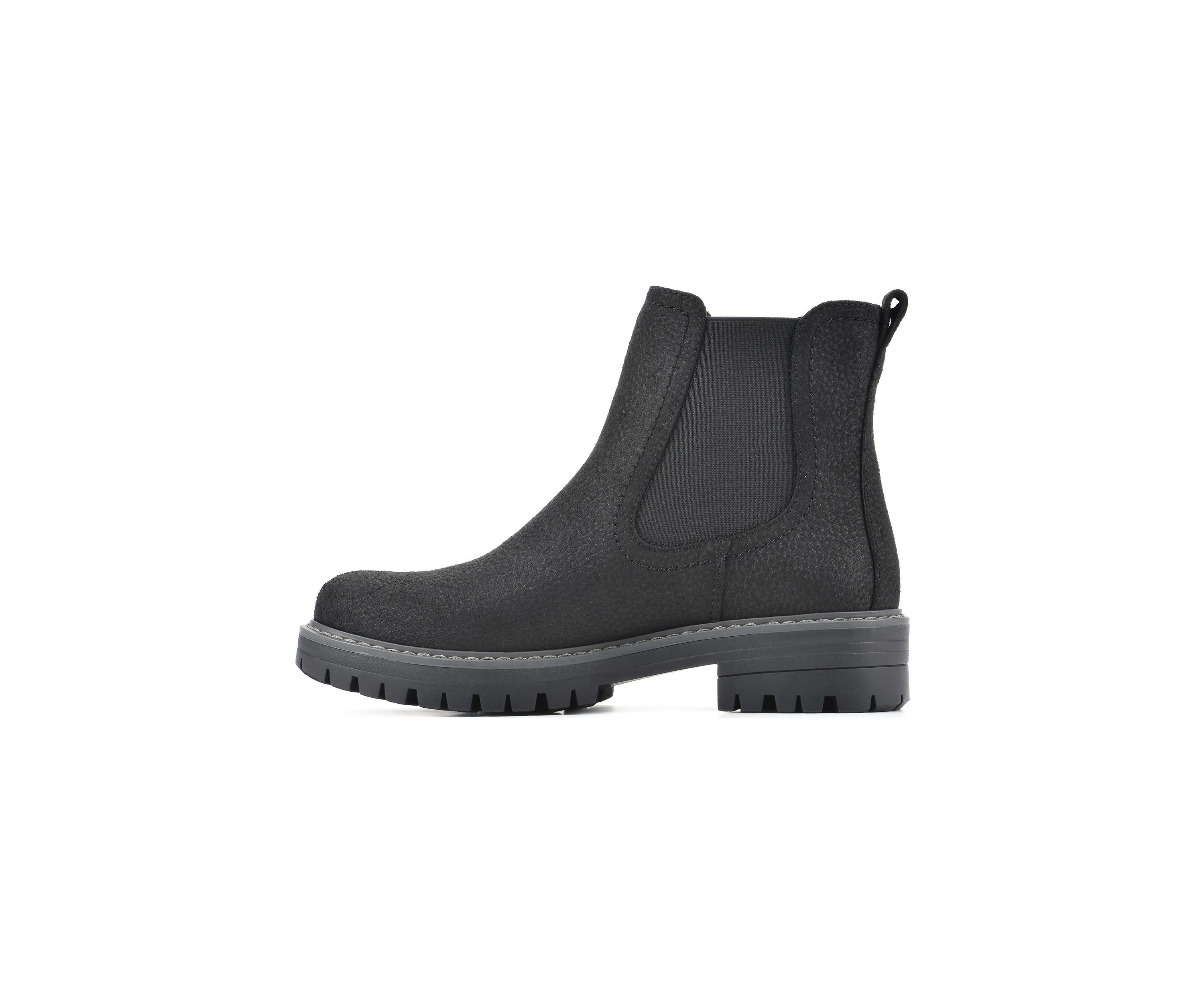 Mastery Chelsea Boots