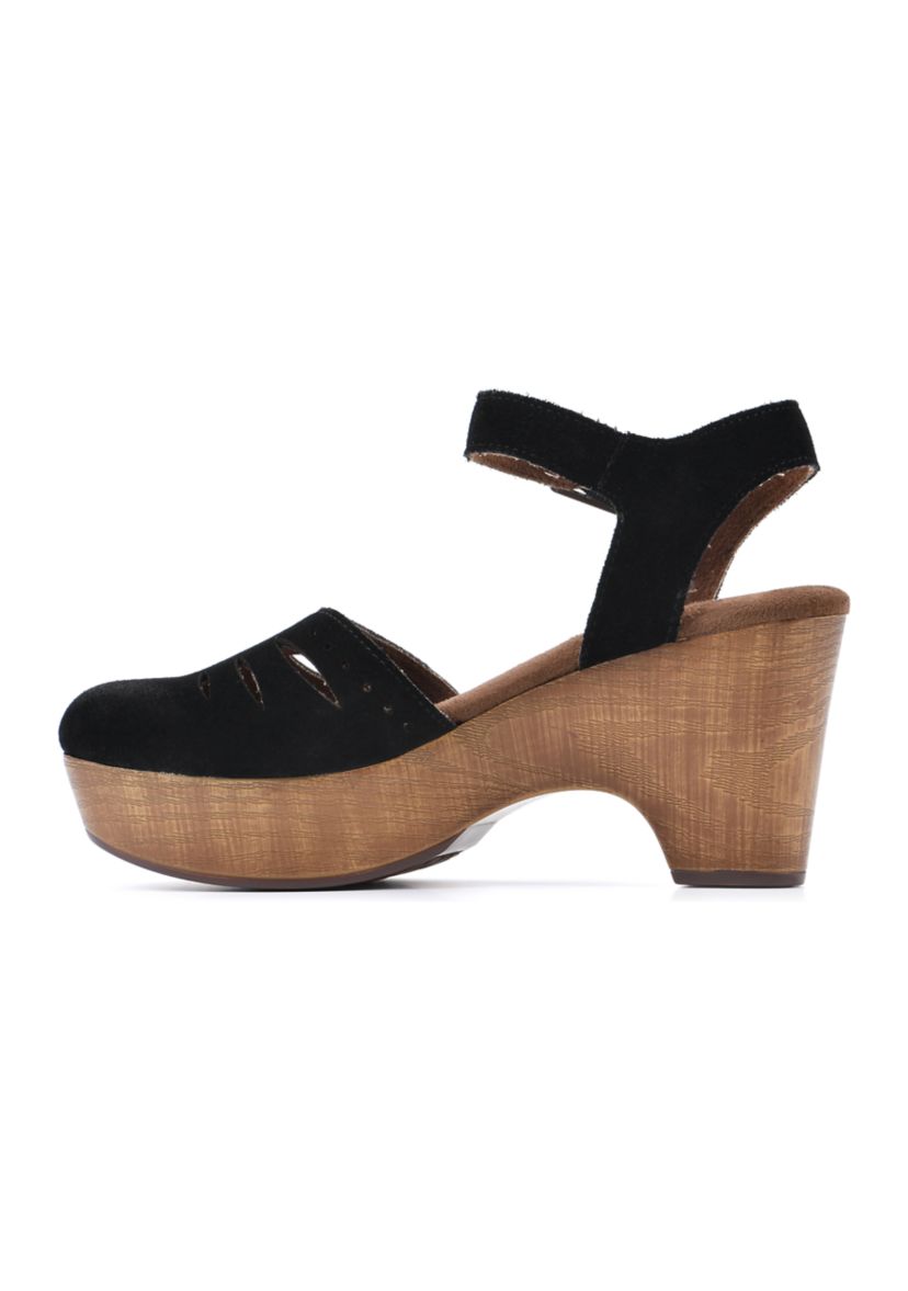 Cassidy Clog
