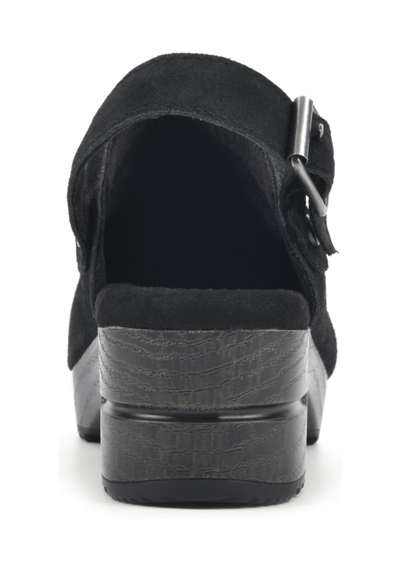 Being Clogs
