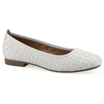 White Mountain Women's Boccie Ballet Flat - Wide Width