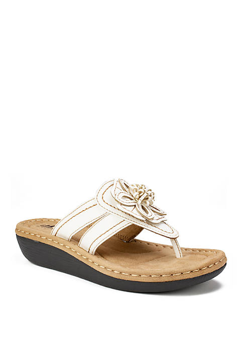 Cliffs by White Mountain Carnation Flower Thong Sandals