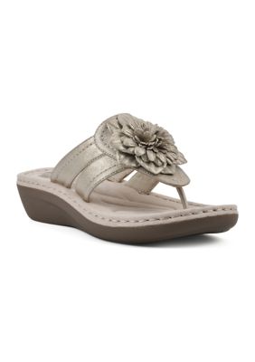 Cliffs by White Mountain Women's Cassia Thong Sandal, 9.5M