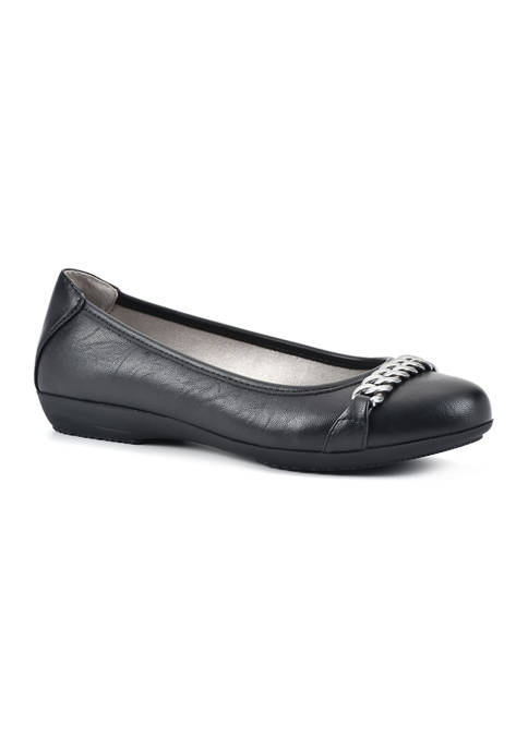 Cliffs by White Mountain Charmed Ballet Flats