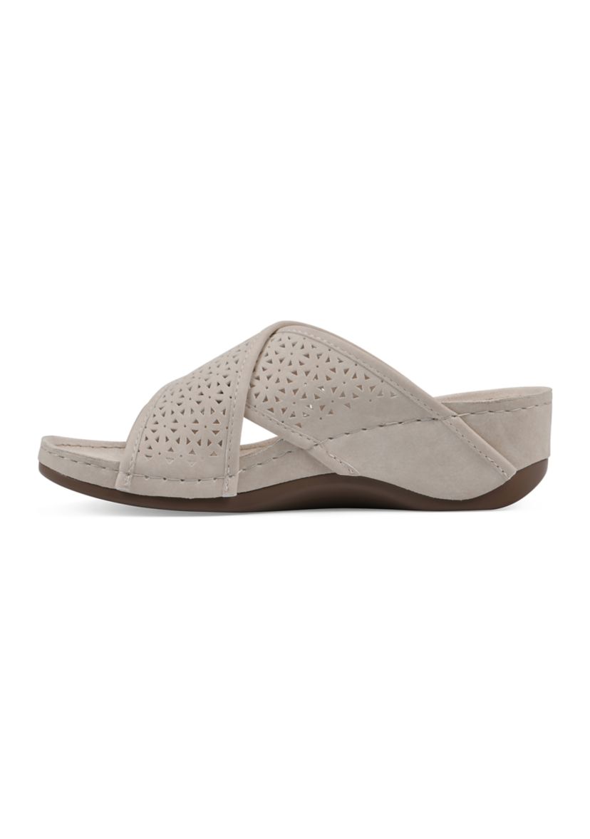 Collet Wedge Sandal