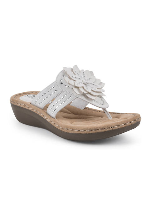 Cliffs by White Mountain Cupcake II Thong Sandals