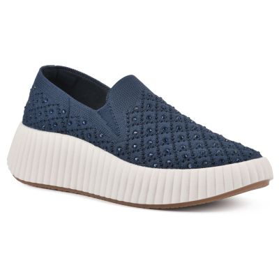 White Mountain Women's Dyles Platform Sneaker