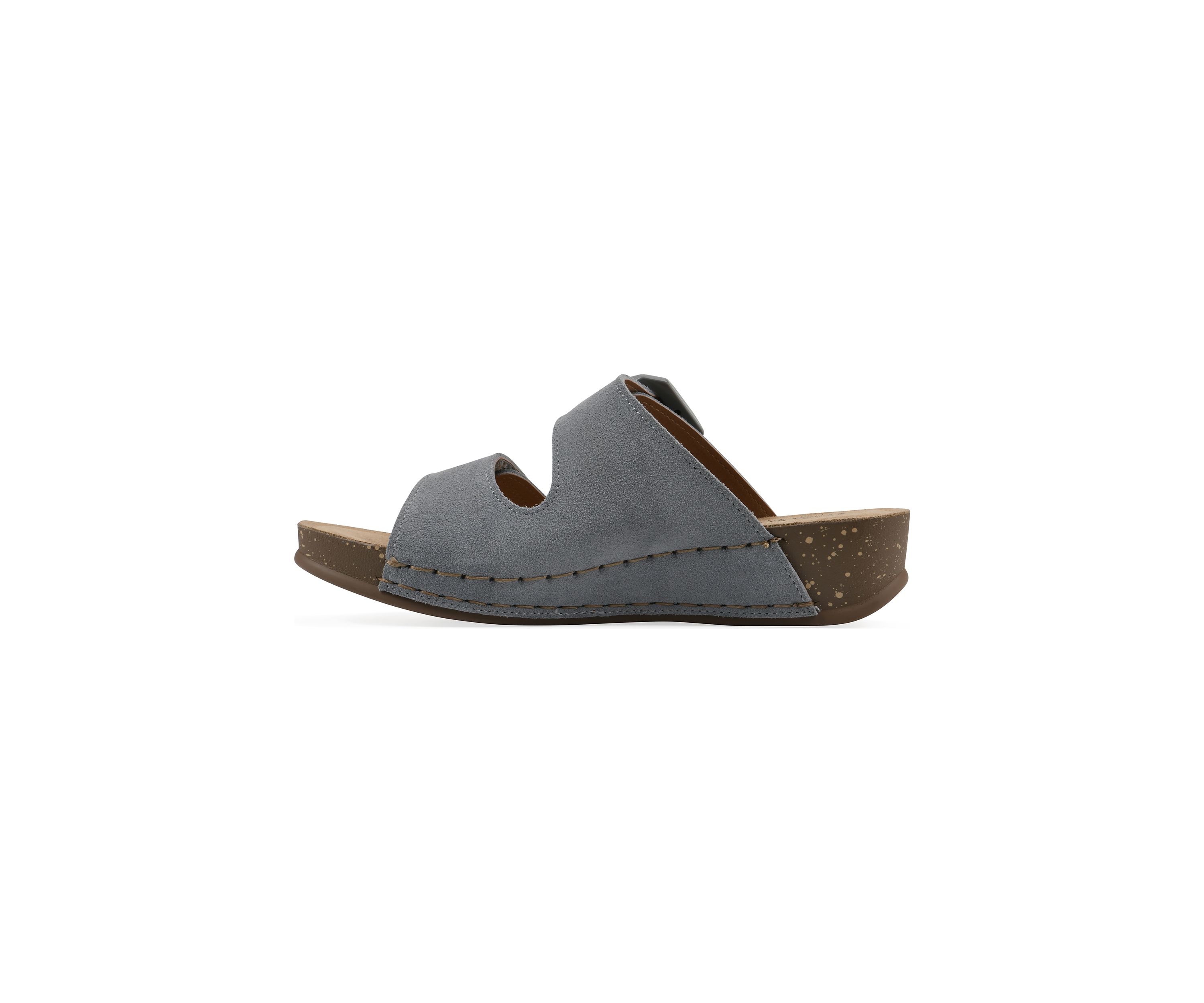 Fearful Slip On Wedge Sandals