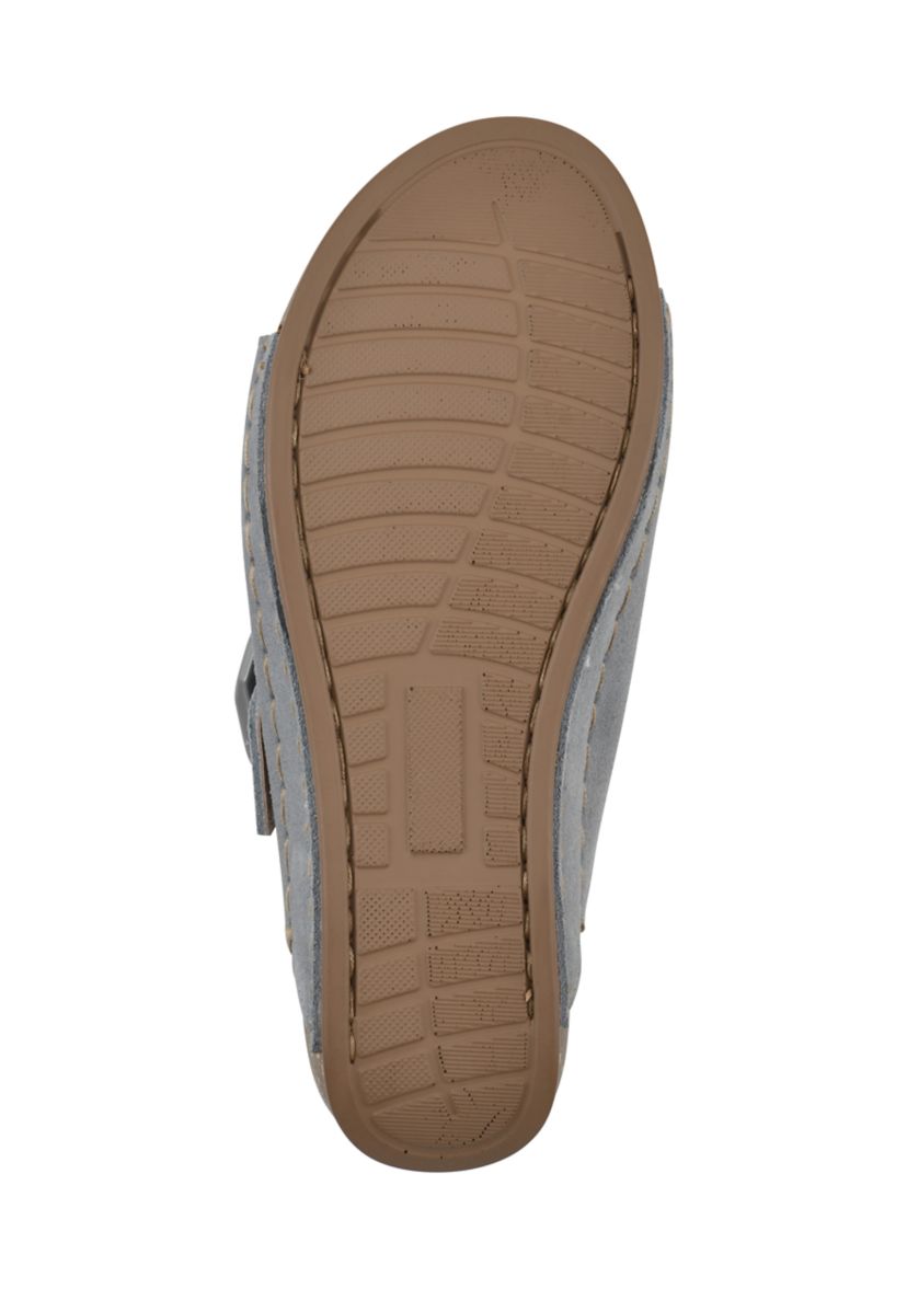Fearful Slip On Wedge Sandals
