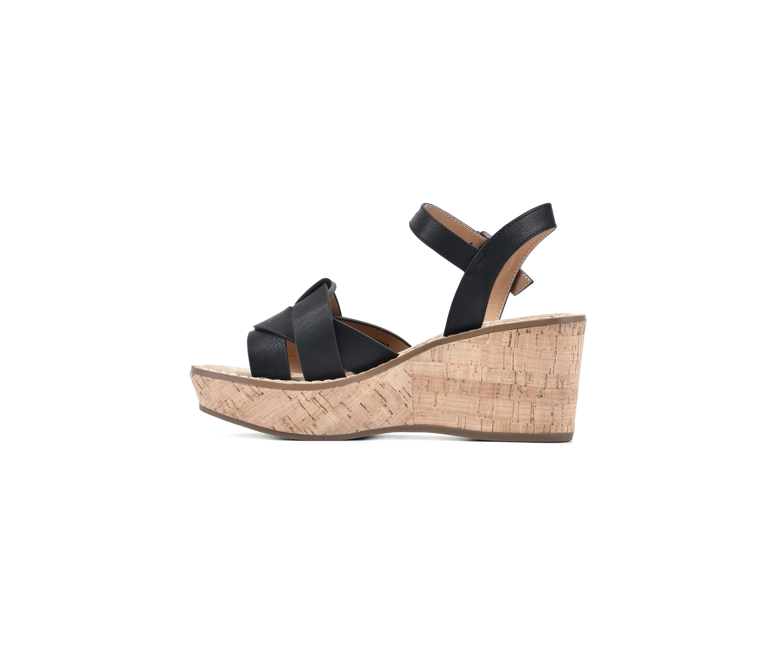 White Mountain Simple Wedge Sandal | Belk