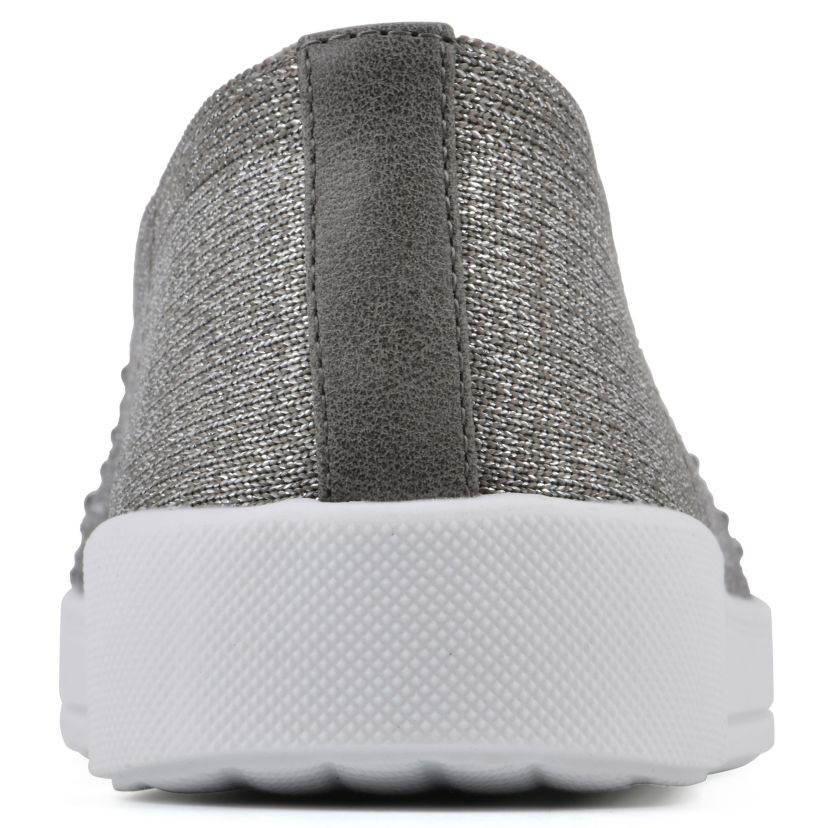 Upbring Slip-on Sneaker