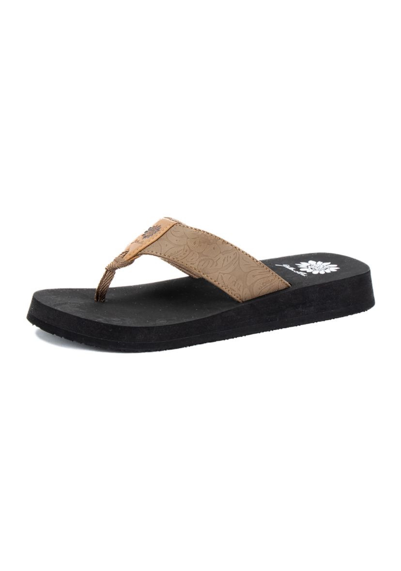KYNLEE Thong Sandals