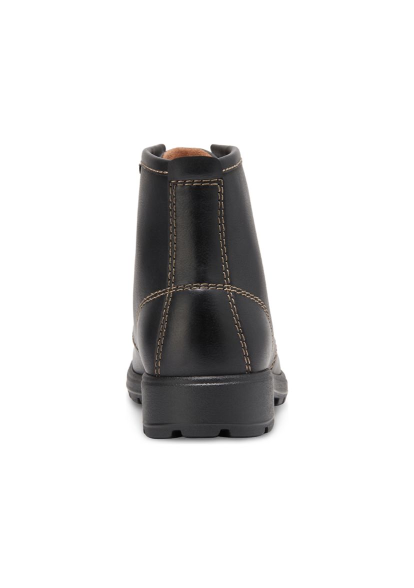 Brandy Plain Toe Boots