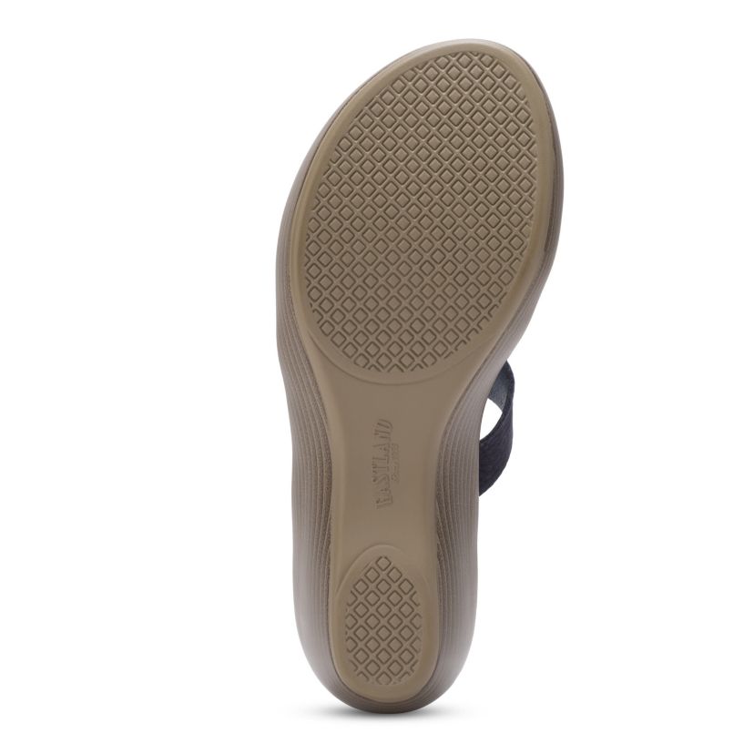 Eastland Laurel Thong Sandal