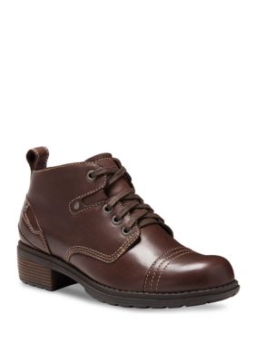 eastland overdrive women's ankle boots