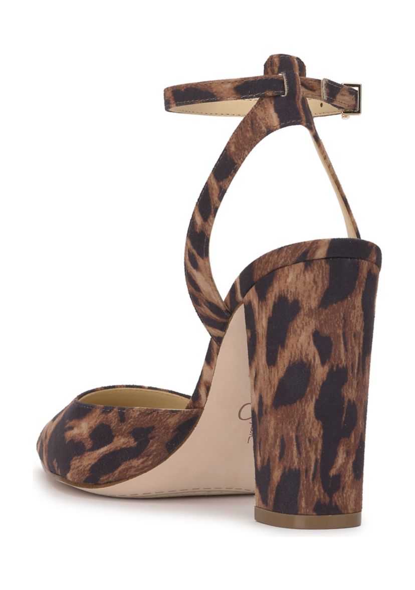 Nazela Pumps