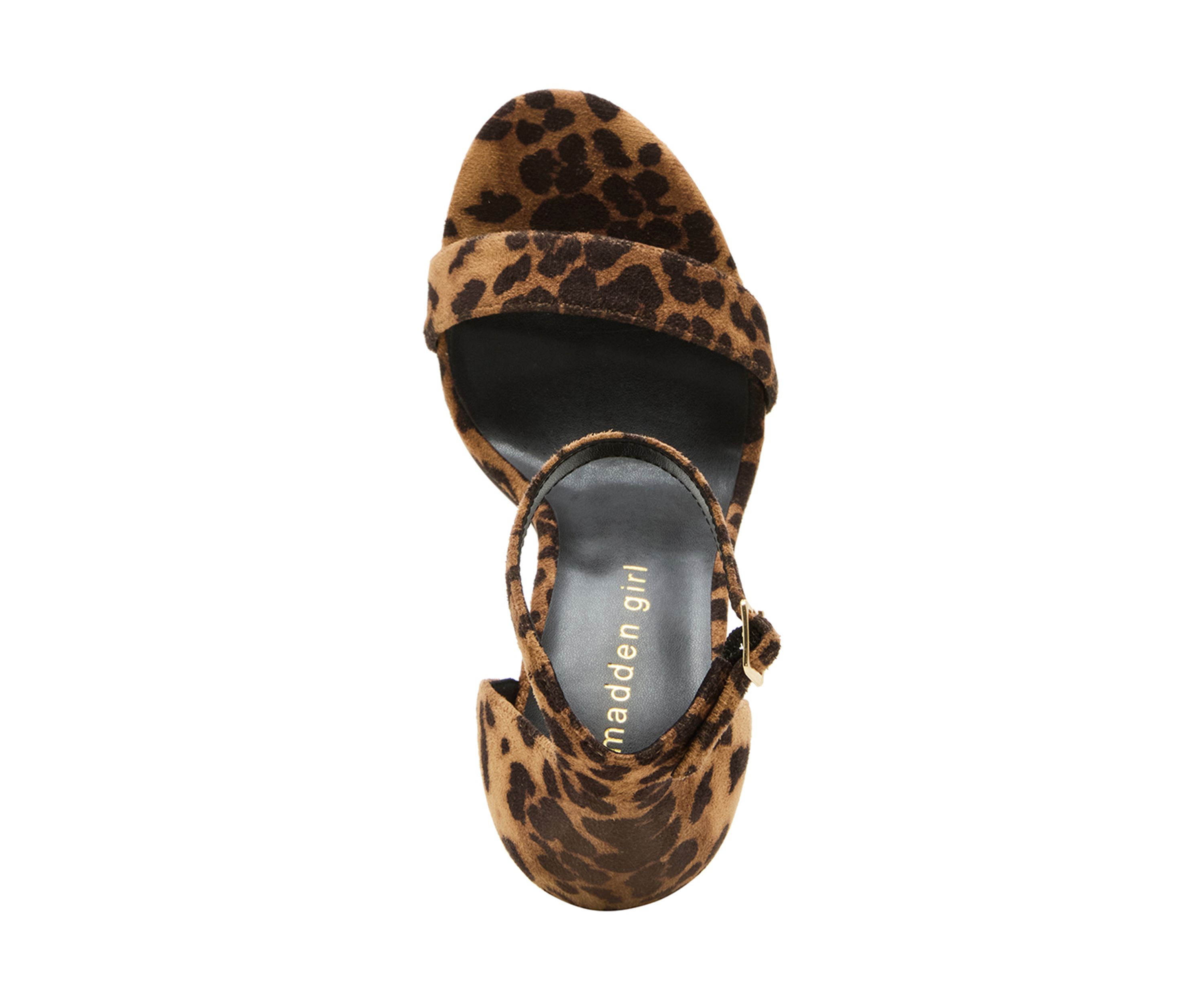 Sashha Sandals