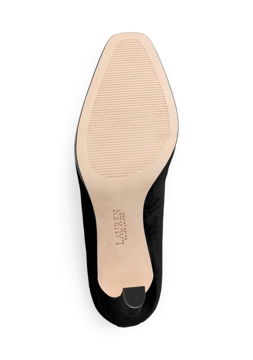 Corah Velvet Pump