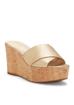 Vince camuto best sale kessina wedge