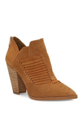 Vince hotsell camuto levana