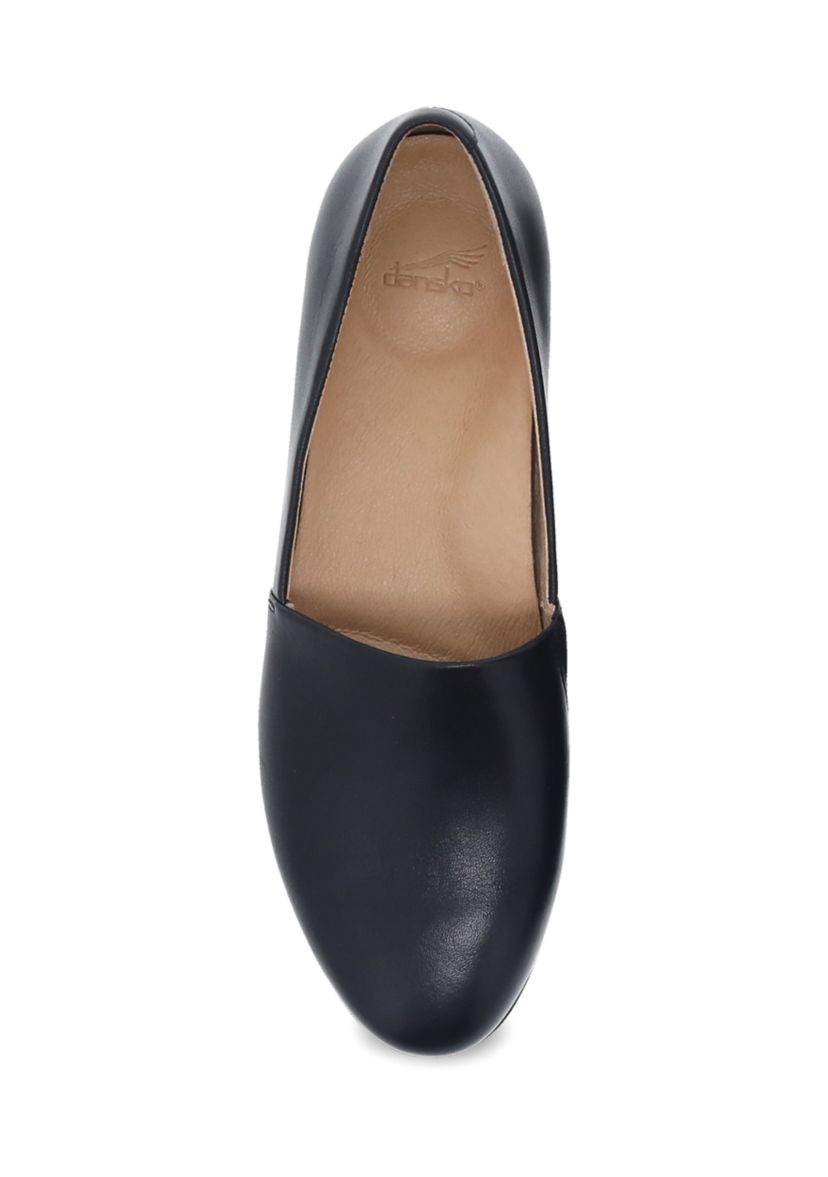 Larissa Flats