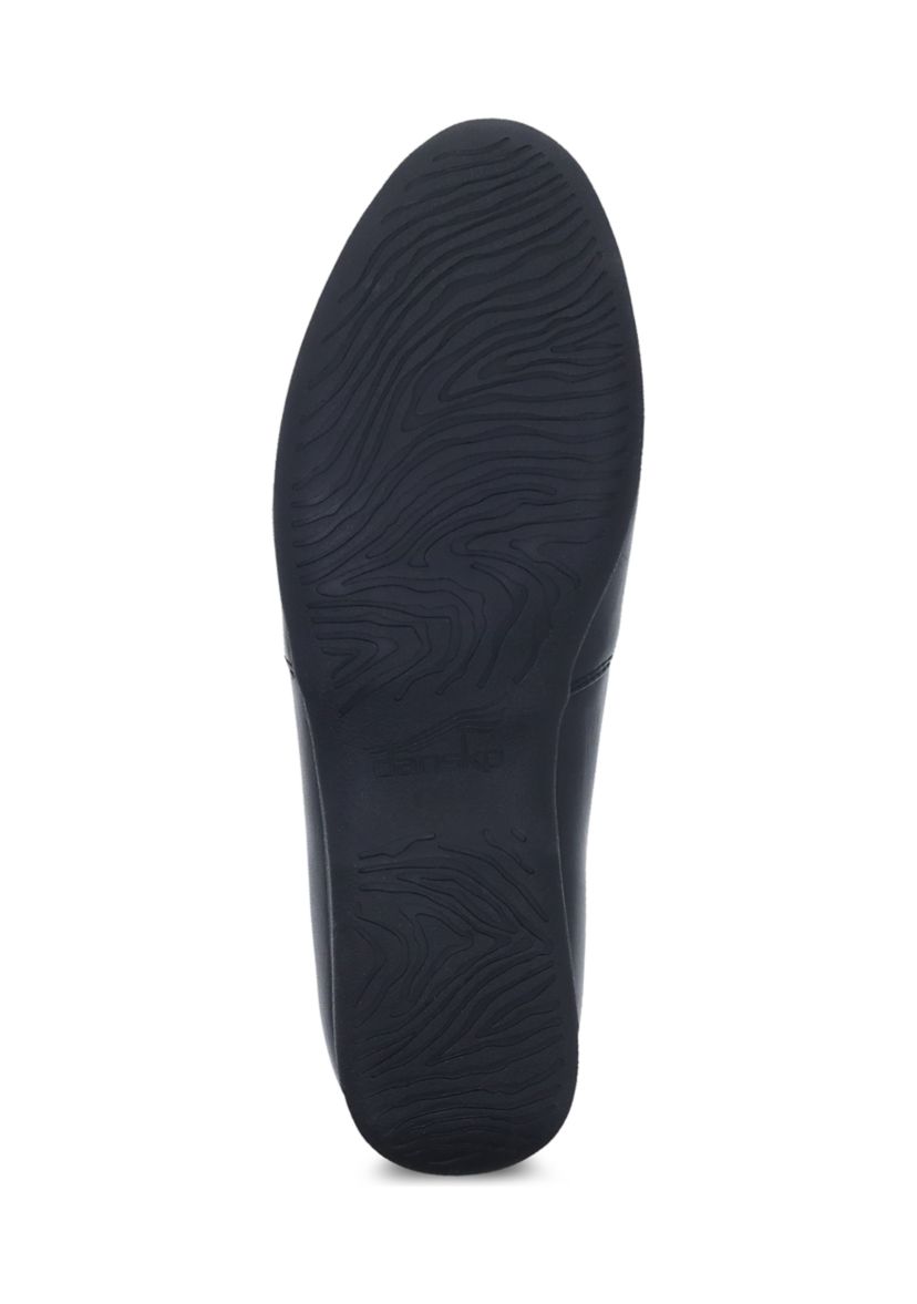Larissa Flats