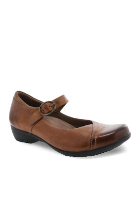 Belk store dansko shoes