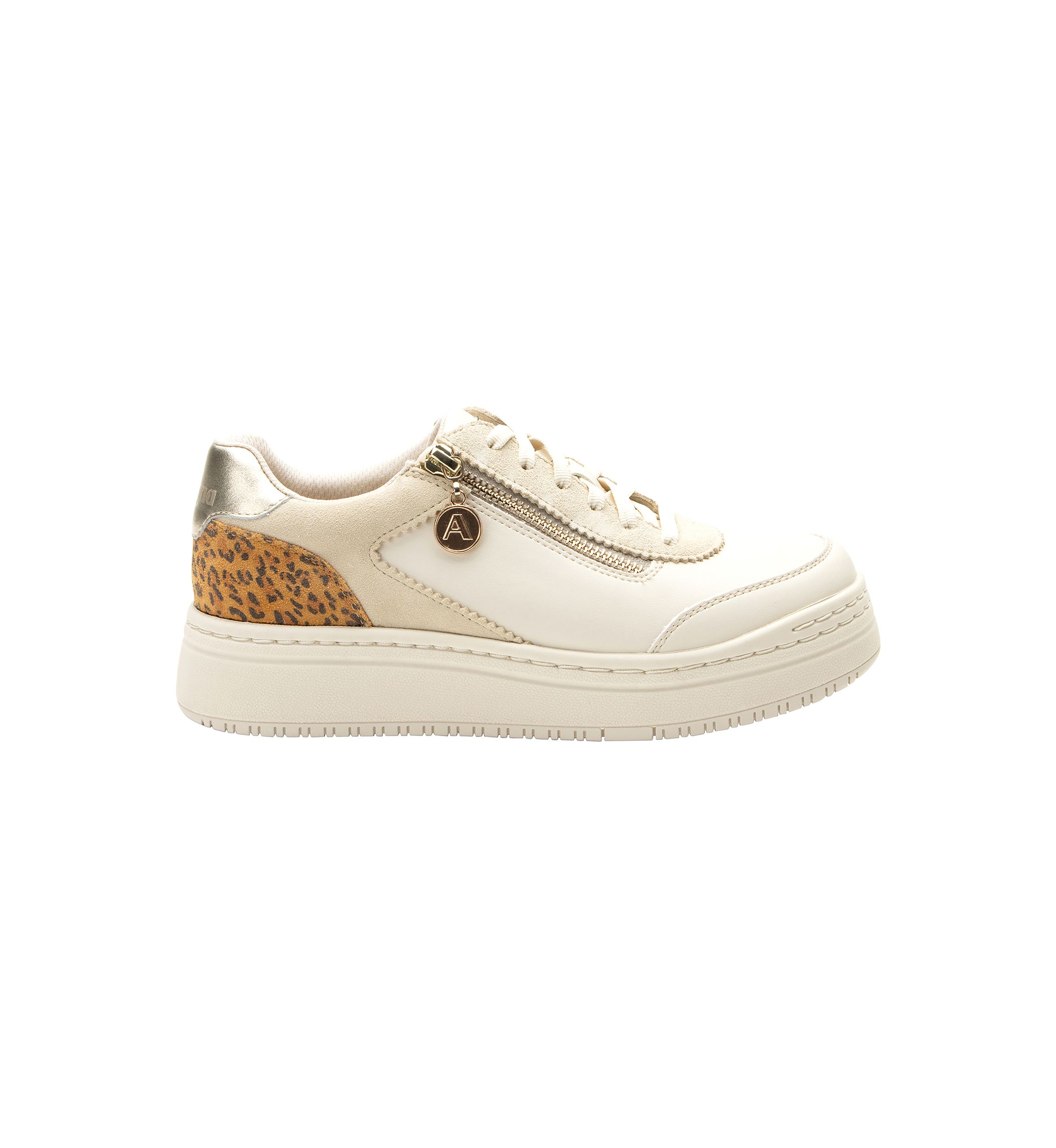 Averie Sneakers