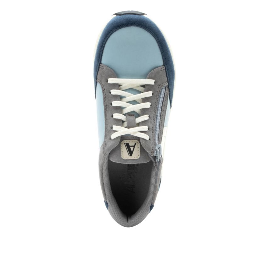 Eazeer Sneakers
