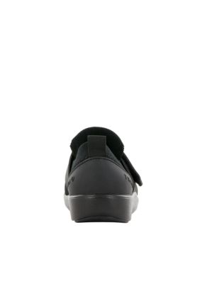 Qwik Slip On Sneakers