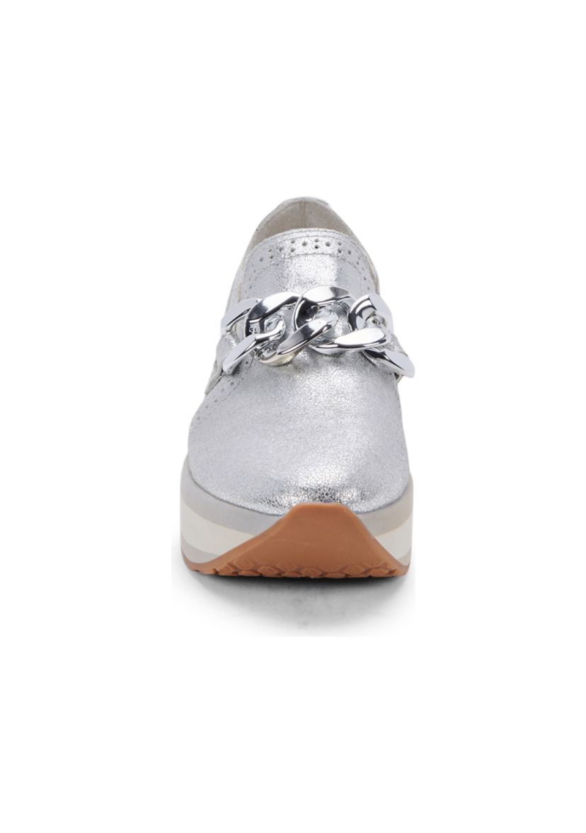 JHenee Sneakers