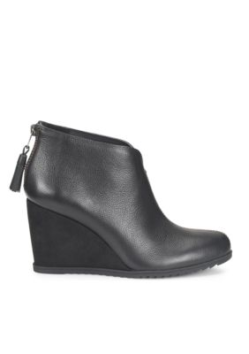 Korks haldor wedge on sale bootie