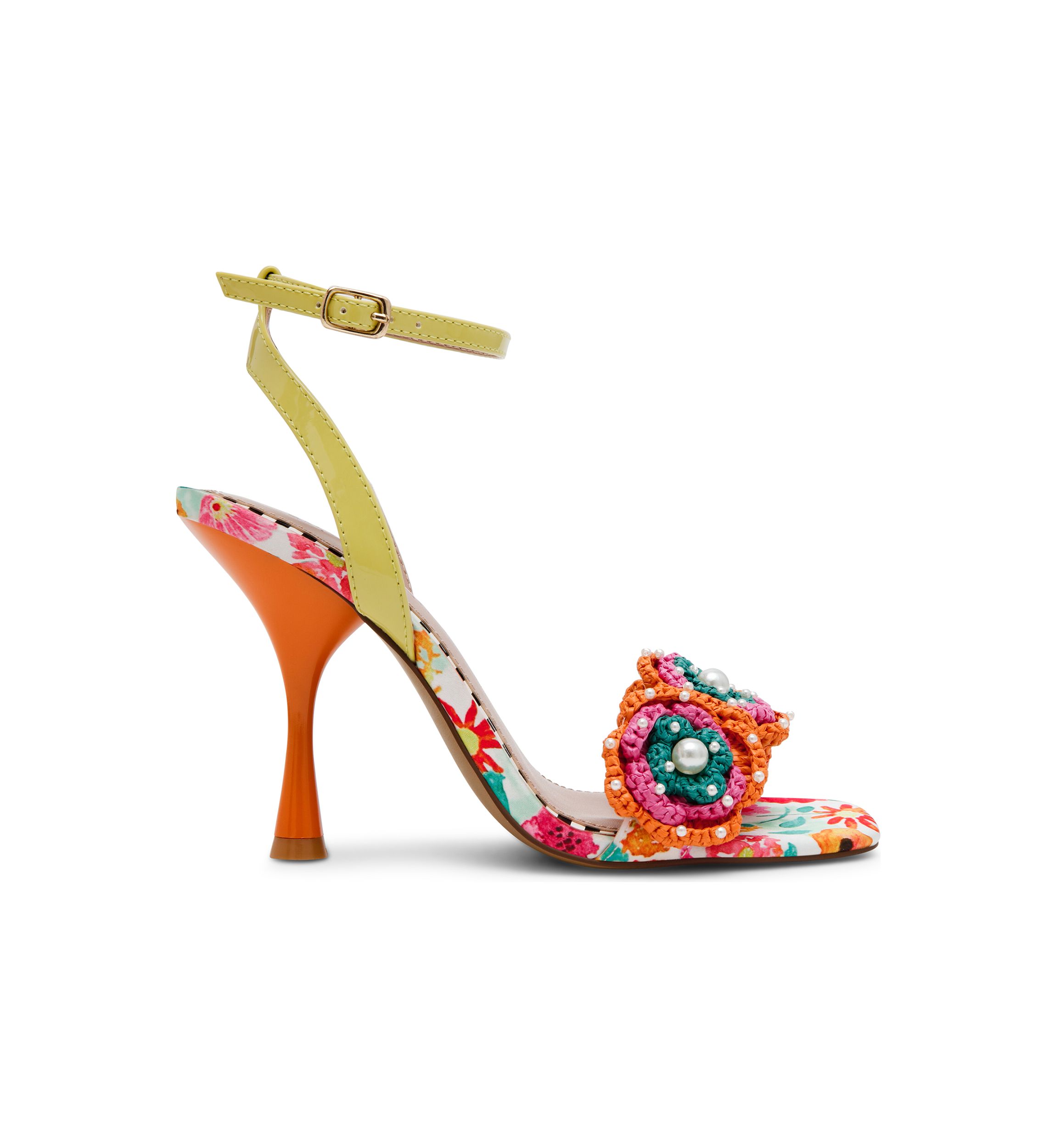 Ainsleyy Sandals