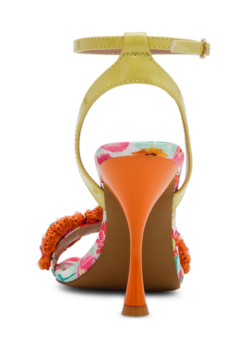 Ainsleyy Sandals