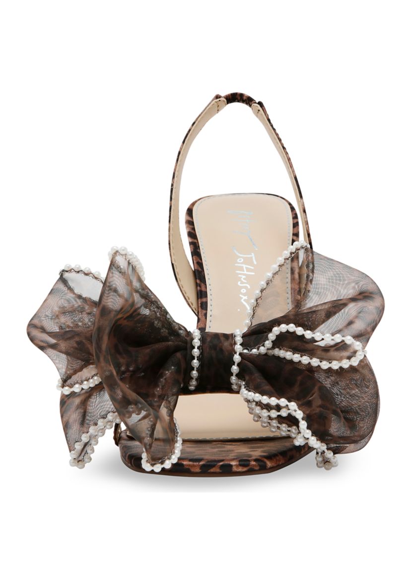 Fawn Pearl Bow Sandals