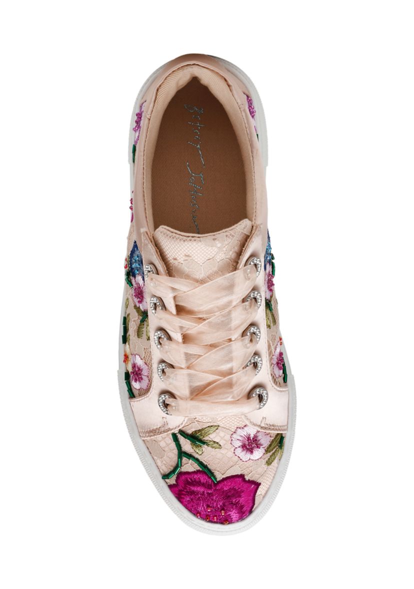 Jayla Sneakers