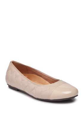 Vionic Desiree Flats | belk