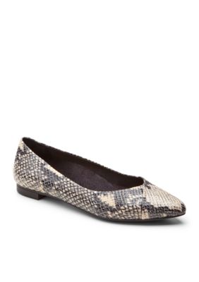 Vionic Caballo Flat - Available in Extended Sizes | belk